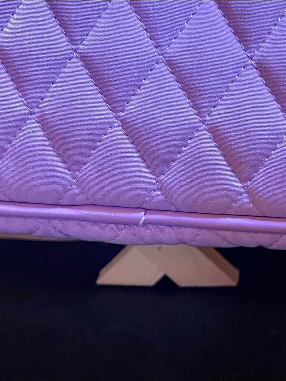 Vera Bradley Monochromatic Wisteria Purple Tote /Large Quilted Performance Twill - Picture 16 of 16